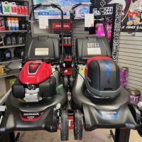 Honda HRN216 VKC- GAS POWERED Lawnmower