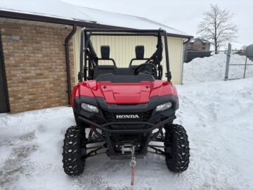 2021 Honda Pioneer 700-2P Deluxe